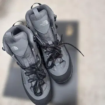 THE NORTH FACE 그레이 하이컷 아웃도어 신발 27cm