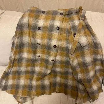 울 혼방 체크 무늬 플레어 스커트