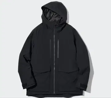 유니클로 하이브리드 다운 후드티 S 사이즈 블랙