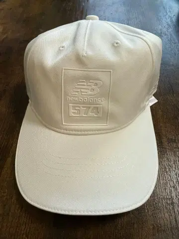 New Balance 574 화이트 캡