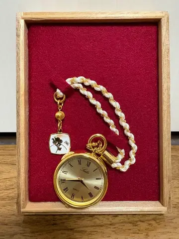 칠보 세공 참 포함 회중시계 쿼츠식