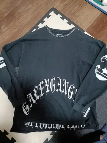 갈피 GALFY 블랙 롱 티셔츠 긴팔