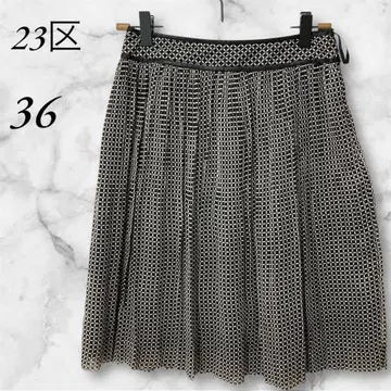 23KU 플리츠 스커트 무릎 기장 쉬폰 36 블랙 브라운