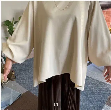 레레레 Mal. 긴팔 티셔츠 아이보리