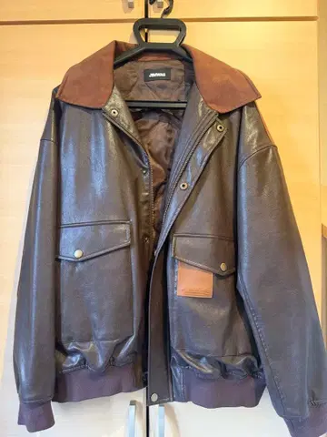 JIMWAG 페이크 레더 블루종