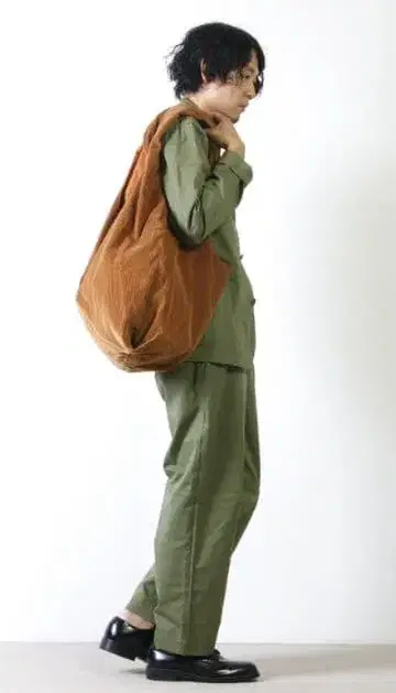 즉시 완판된 인기 모델!! EEL 코듀로이 백!!