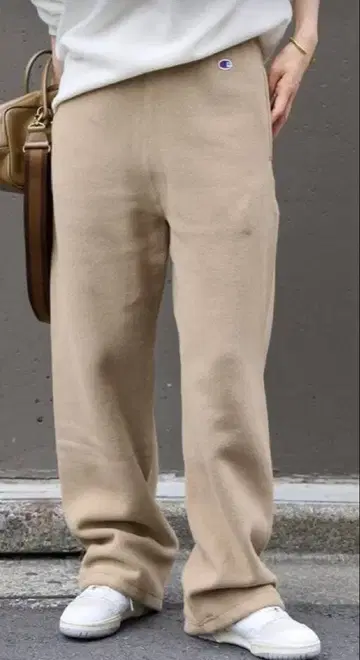 프레임워크 Champion 별주 제품 염색 스웨트 팬츠