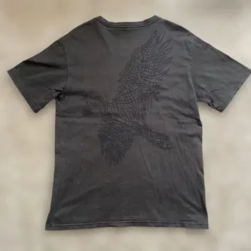 넘버나인 NOIR기 클로버 까마귀 T셔츠 [ 사이즈 3 ]