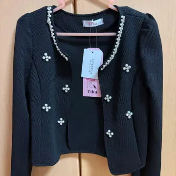 Tika 블랙 노카라 자켓 M 사이즈 / 입학식 / 결혼식