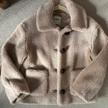 ZARA 베이지 보아 자켓