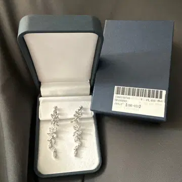 [ 새상품급 ] 와타베 웨딩 실버 귀찌 IBE-021