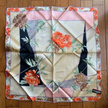 LEONARD 플라워 무늬 실크 스카프