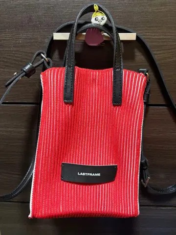 LASTFRAME 스트라이프 숄더백 레드