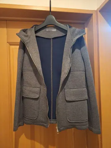 PAQUITO 후드 부착 자켓 사이즈 42