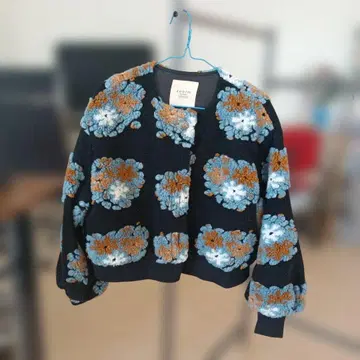 레트로 플라워 무늬 숏 기장 블루종