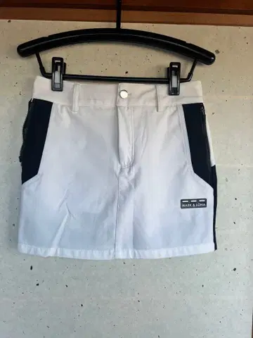 MARK & LONA 화이트 블랙 스커트