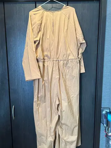 COS 베이지 긴팔 올인원 EUR S