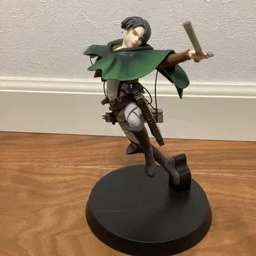 진격의 거인 리바이 피규어 입체 기동 장치