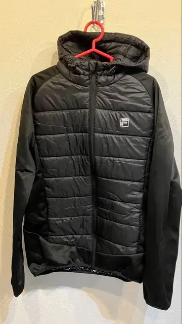 무료배송 FILA 후드 부착 블랙 다운 자켓