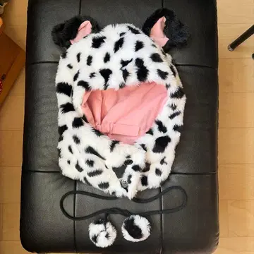 달마시안 패턴 퍼 모자 귀 포함