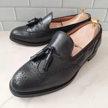 스코치 그레인 태슬 로퍼 26EEE 블랙 메달리온