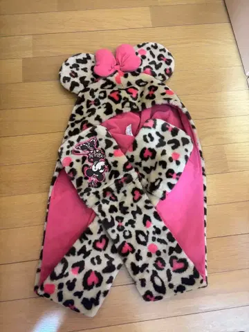 미니 마우스 귀 달린 레오파드 무늬 플리스 머플러 팬캡