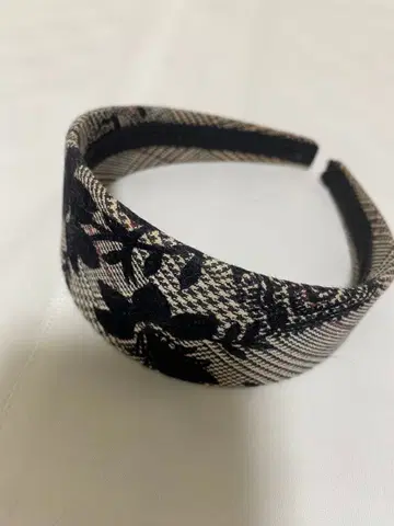 [ 새상품 ] EVIT PERONI 체크 무늬 머리띠