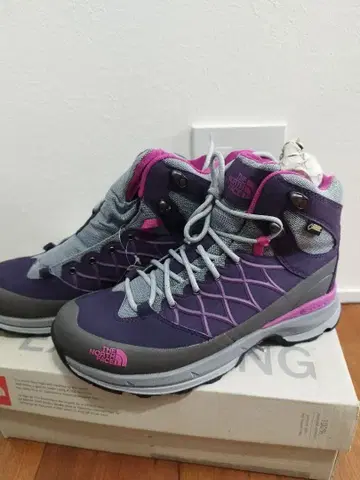 THE NORTH FACE 등산화 트레킹 슈즈