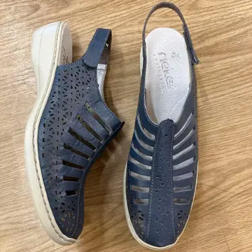 머렐 네이비 컴포트 샌들