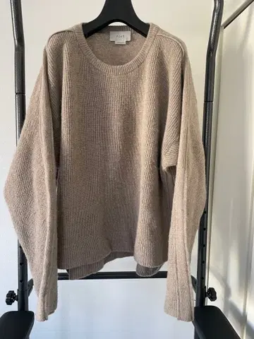 YOKE 리브 편직 긴팔 크루넥 니트 베이지