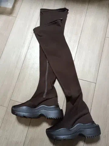 M 사이즈 yelloshoes 롱 부츠 브라운 갈색