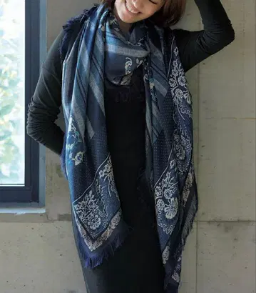 Pierre-Louis Mascia 실크 스톨