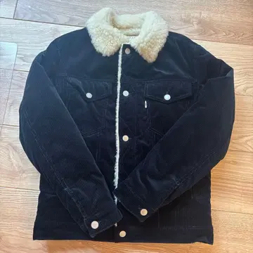 새상품급 메종 키츠네 다크 브라운 보아 자켓 S