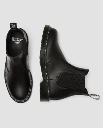 닥터 마틴 2976 화이트 스티치