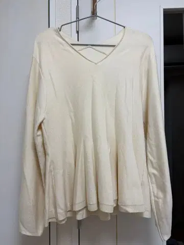 [ GALLARDAGALANTE ] 상의