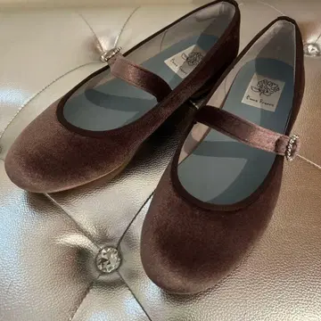 엠마 프랜시스 브라운 플랫슈즈