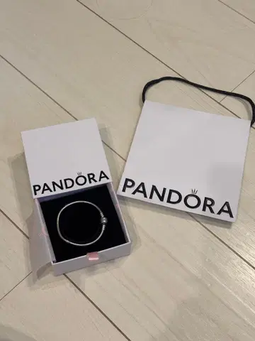 새상품급 PANDORA 실버 팔찌 17cm 당일 발송
