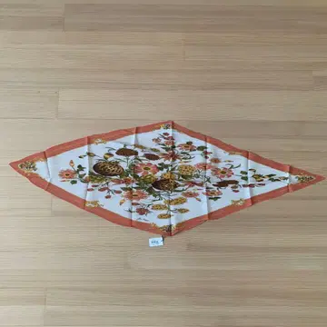 Jim Thompson 실크 스카프 꽃무늬