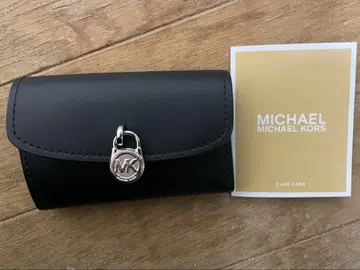 마이클코어스 컴팩트 지갑