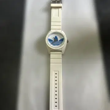 adidas 화이트 실리콘 밴드 시계