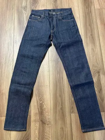 유니클로 +J 셀비지 슬림 스트레이트 핏 청바지 29