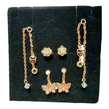 ANNA SUI 나비와 하트 모티브 귀걸이 세트