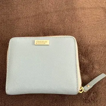 케이트 스페이드 라이트 블루 접이식 지갑