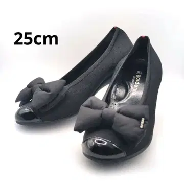 리본 포함 블랙 플랫슈즈 25cm 가르데니아