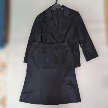 OFUON 블랙 슈트 자켓과 스커트 세트