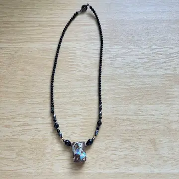 볼더 오팔 & 오닉스 목걸이