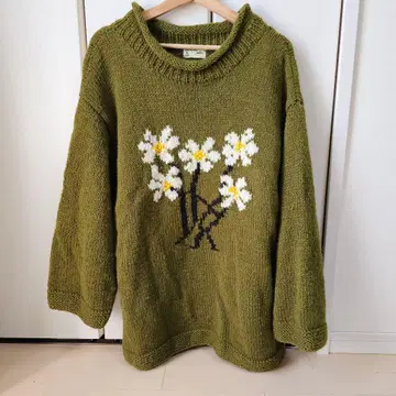 niche. 맥마흔 니팅 밀즈 꽃무늬 니트