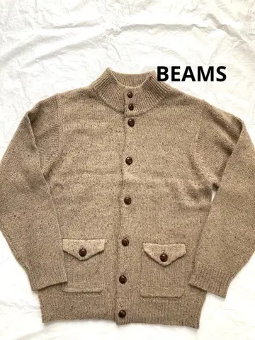 BEAMS 베이지 호두 단추 달린 가디건