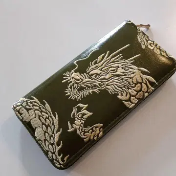 새상품 개운 드래곤 장지갑 올리브 그린