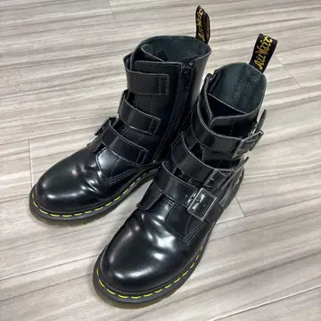 [ 초레어 ] 닥터마틴 벨트 부츠 US 7